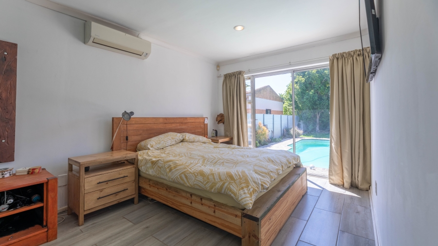 4 Bedroom Property for Sale in Parklands Western Cape